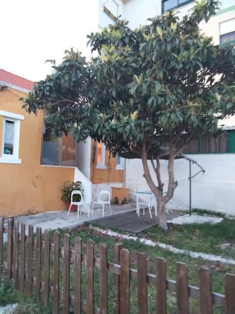 Lisbon View Village Almada Exterior photo